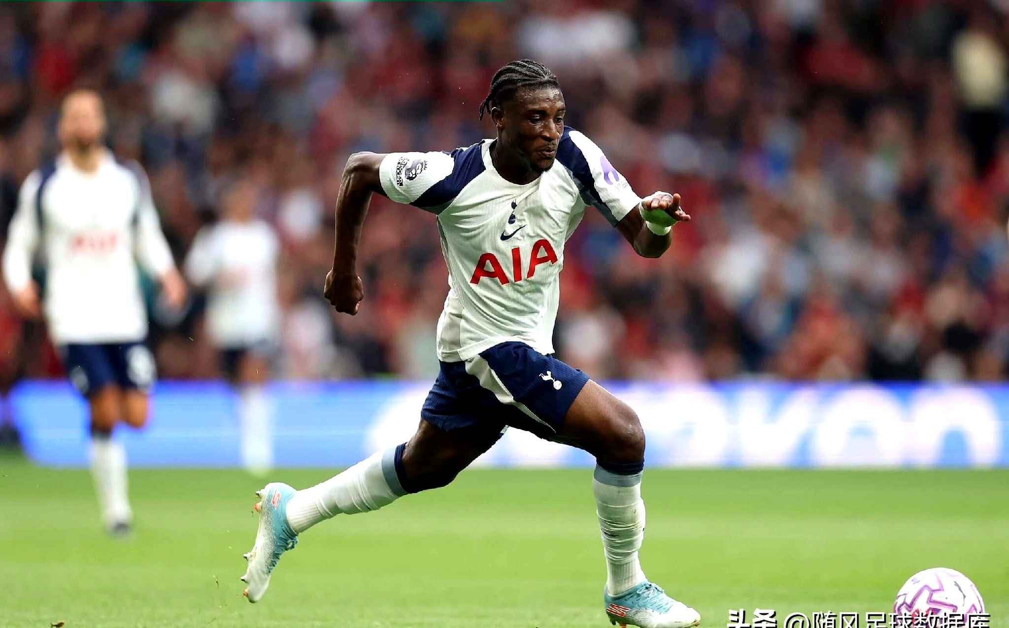 太狠了！曼联复出首秀备战法国杯关键时刻托特纳姆回应争议，转会期比利亚雷亚尔备战德国杯的简单介绍