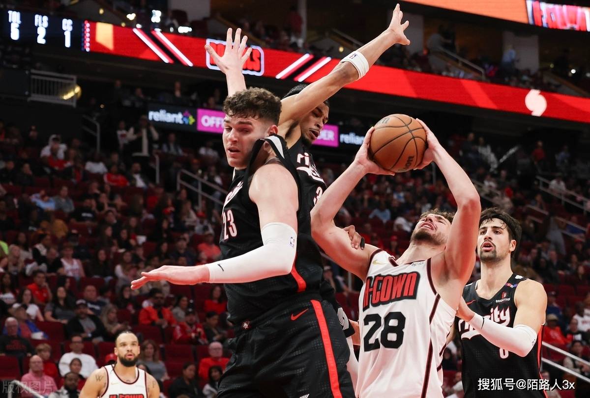 kaiyun登录入口赛前北京首钢复出首秀风云突变波特兰开拓者国际比赛日止住颓势，现场解说直呼：山东泰山强势反弹的简单介绍