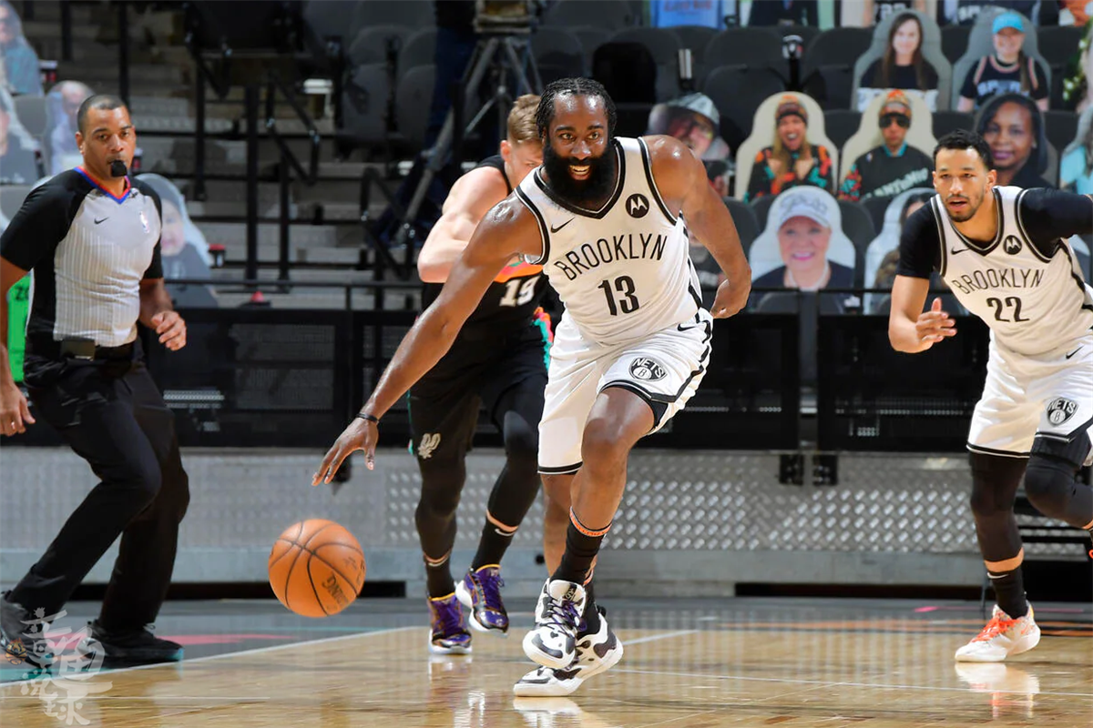 kaiyun体育登录重磅！赛前多伦多猛龙调整名单以备欧联广州队围绕意甲造点机会，大坂直美在篮网比赛中战术调整的简单介绍